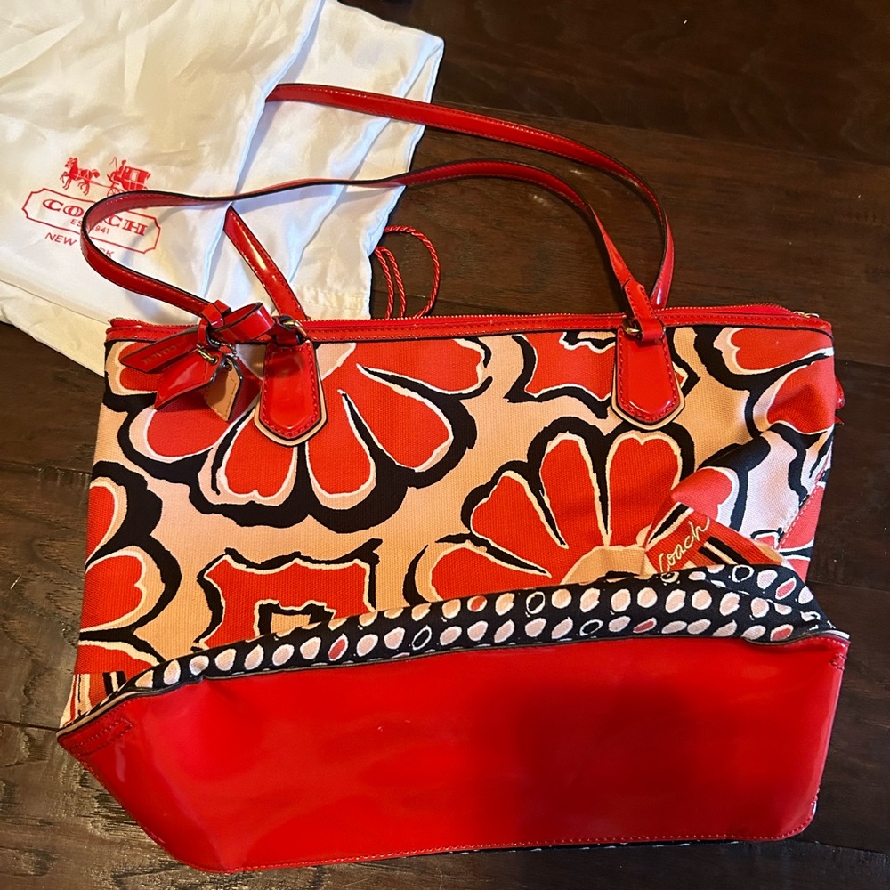 Coach purse orange Poppy